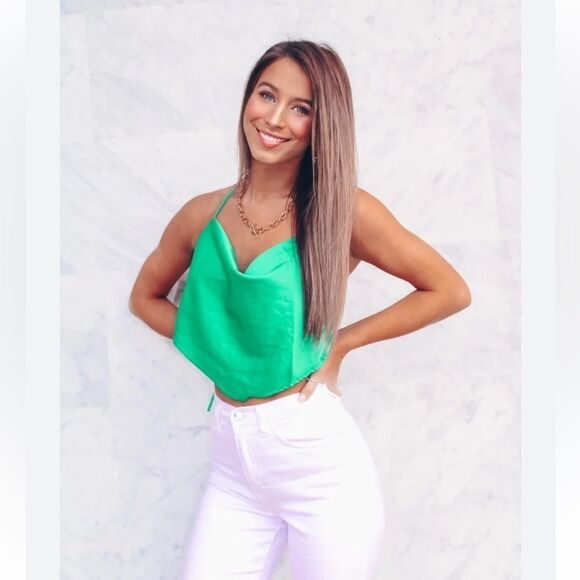Zara Cropped flowy green satin tank top with open back - Picture 1 of 10